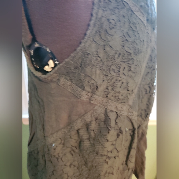 American Eagle Outfitters Green Lace Top - Picture 5 of 14